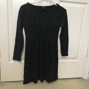 A 2 in 1 top for lady from ANN TAYLOR size PM